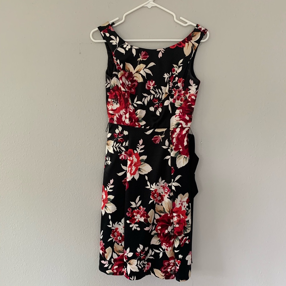 WHBM Floral cocktail dress